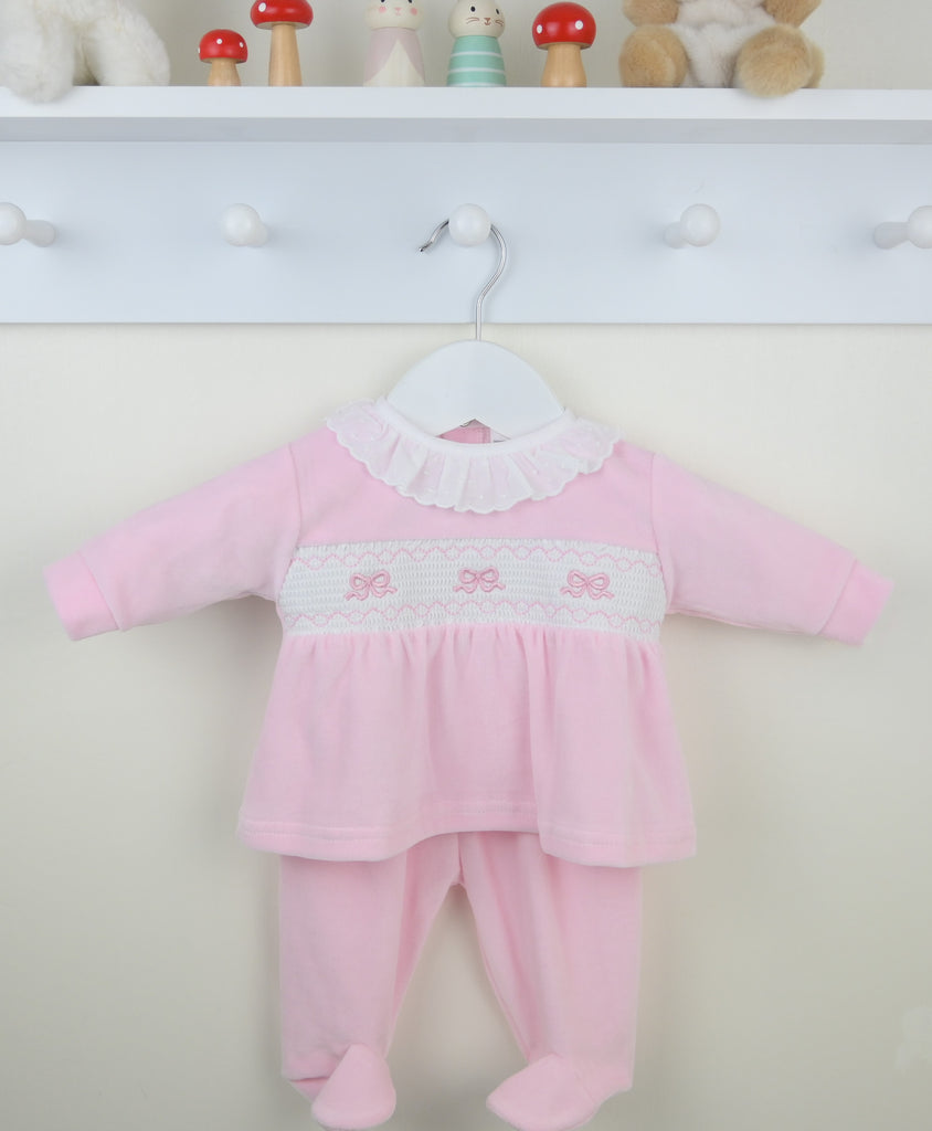Velour bow outfit