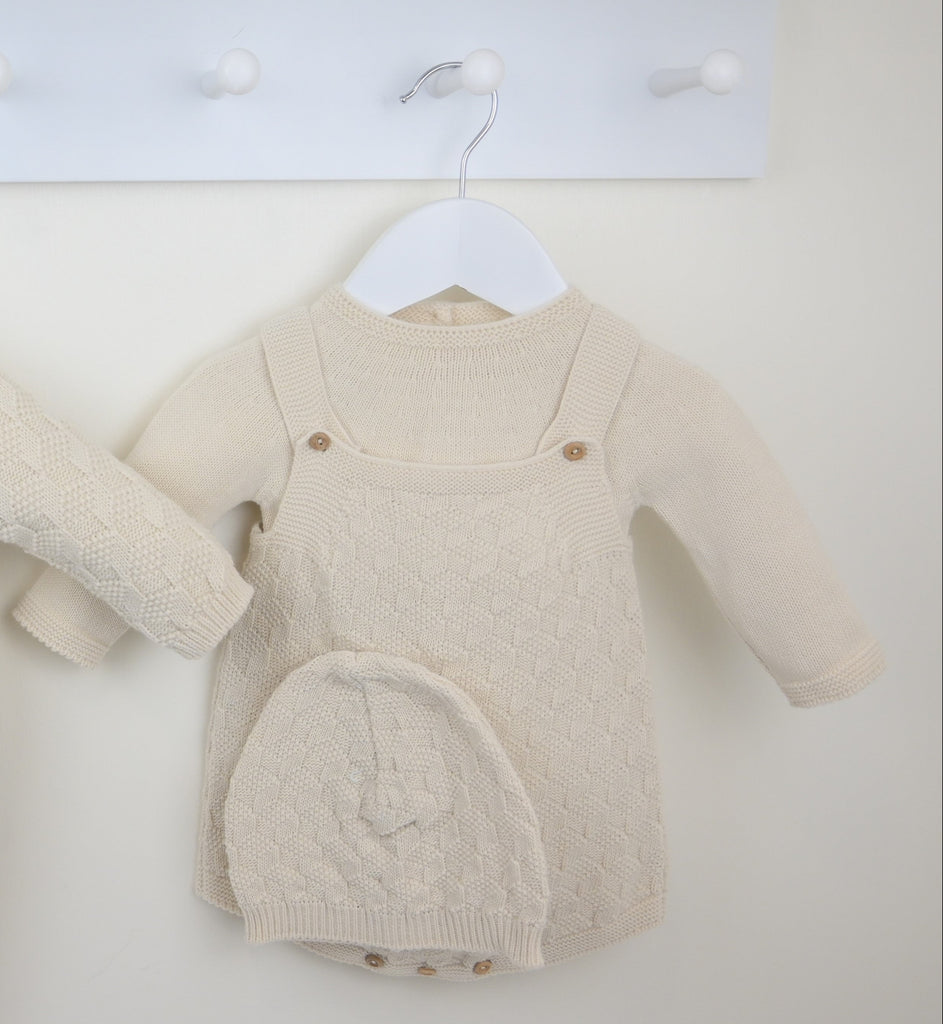 Boys knitted outfit natural