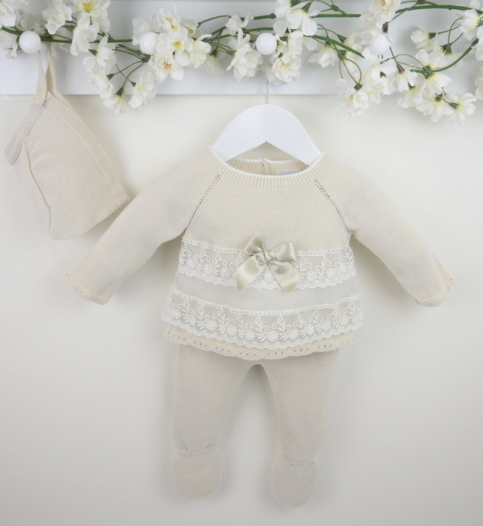 Natural Knitted Outfit